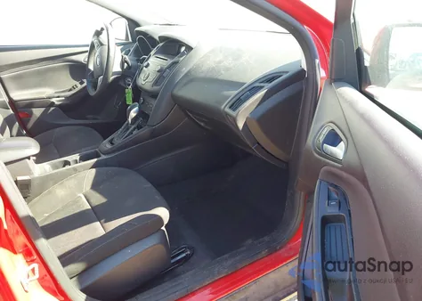 2017 Ford Focus Se z USA, uszkodzony, nr VIN 1FADP3K26HL231868